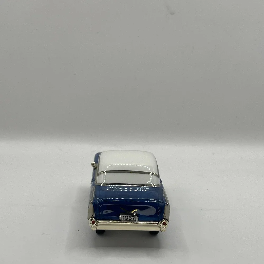 Department 56 Snow Village Classic Cars 1957 Chevrolet Bel Air 56.55283 Blue